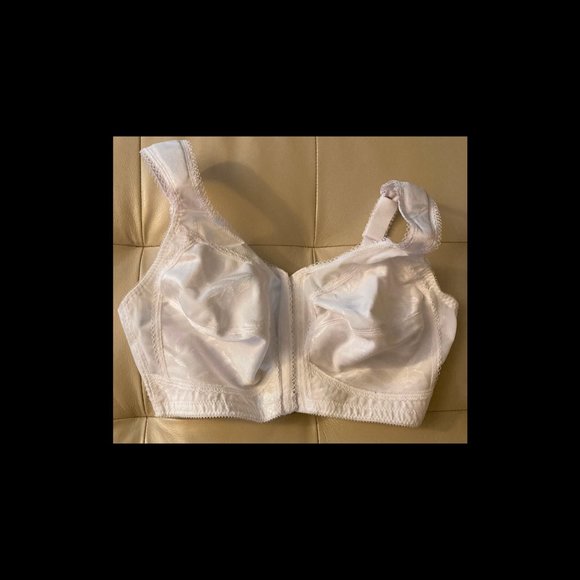 NWOT Playtex 18 Supportive Flexible Back Bra - Picture 1 of 5